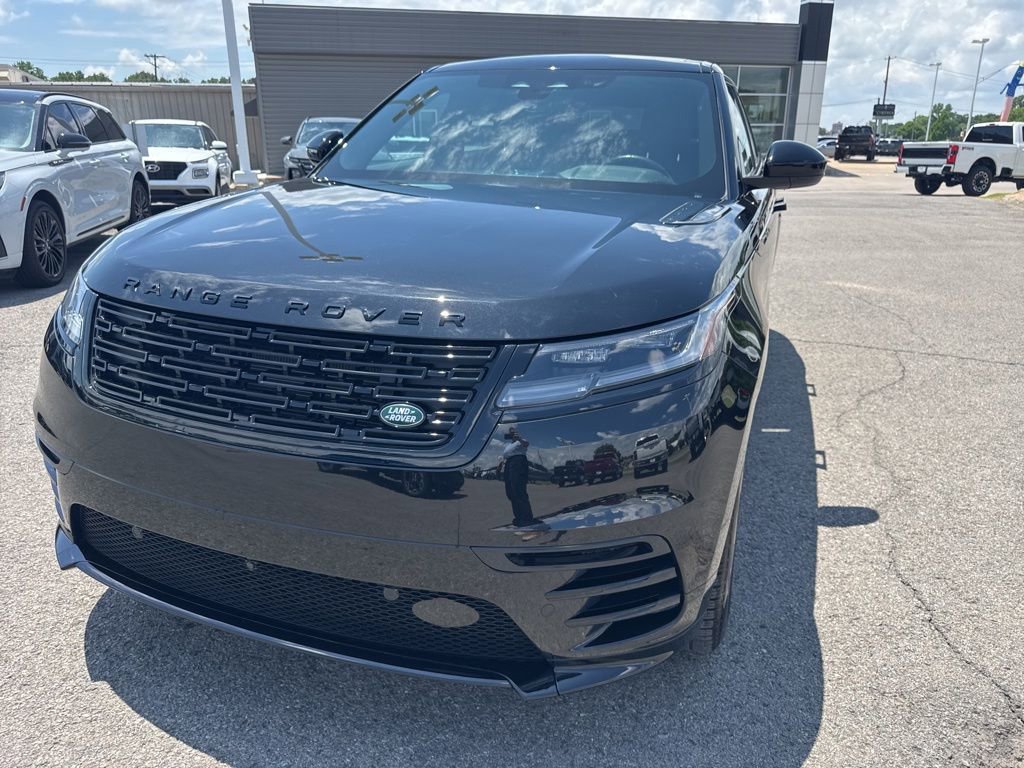 Used 2024 Land Rover Range Rover Velar Dynamic SE AWD/4WD image 3