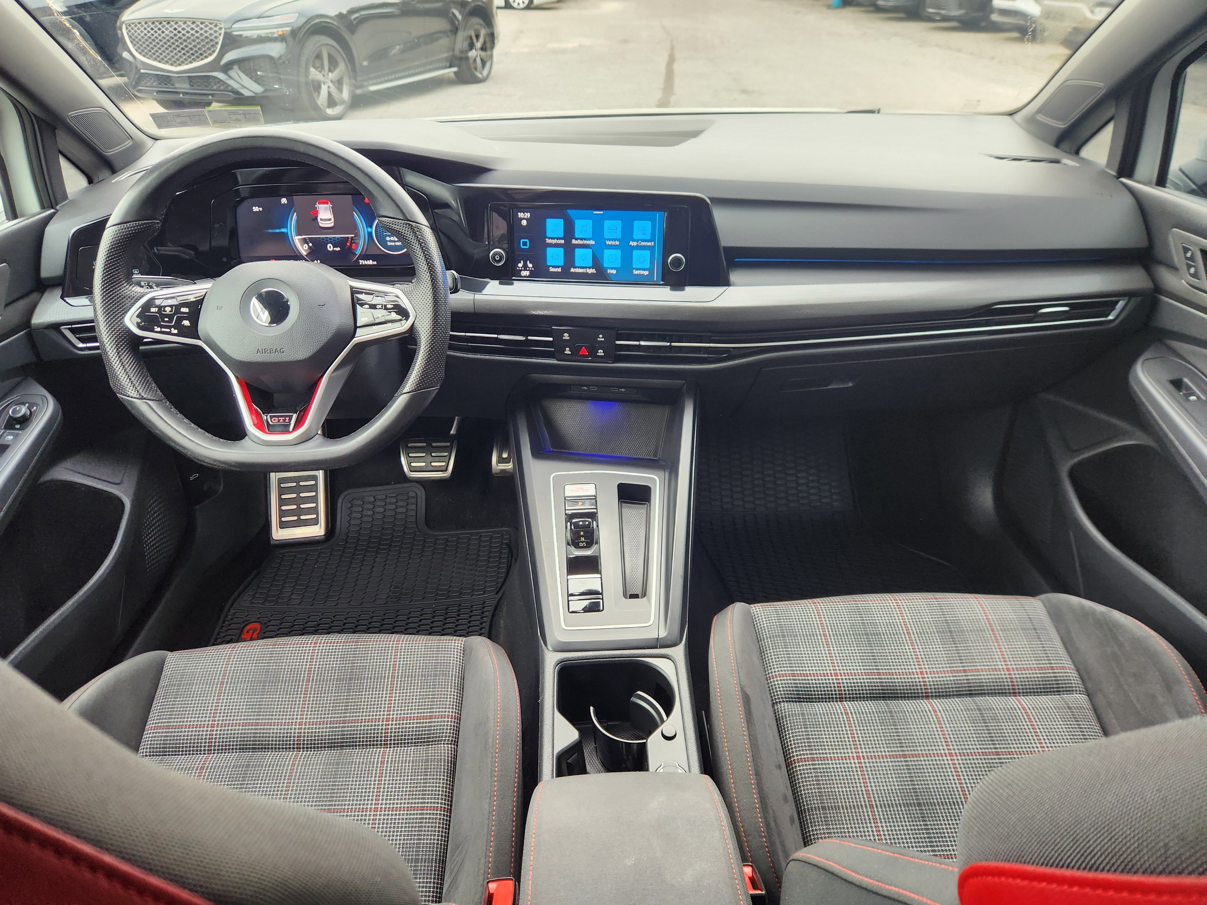 Used 2022 Volkswagen GTI S image 8