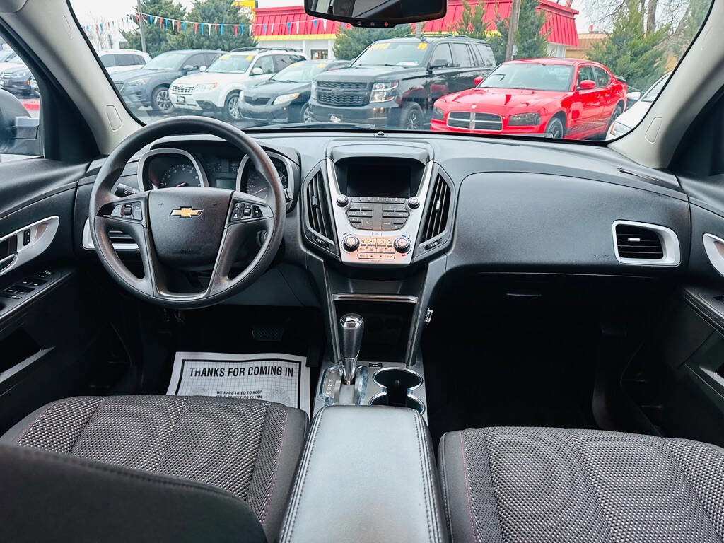 Used 2017 Chevrolet Equinox LS image 9