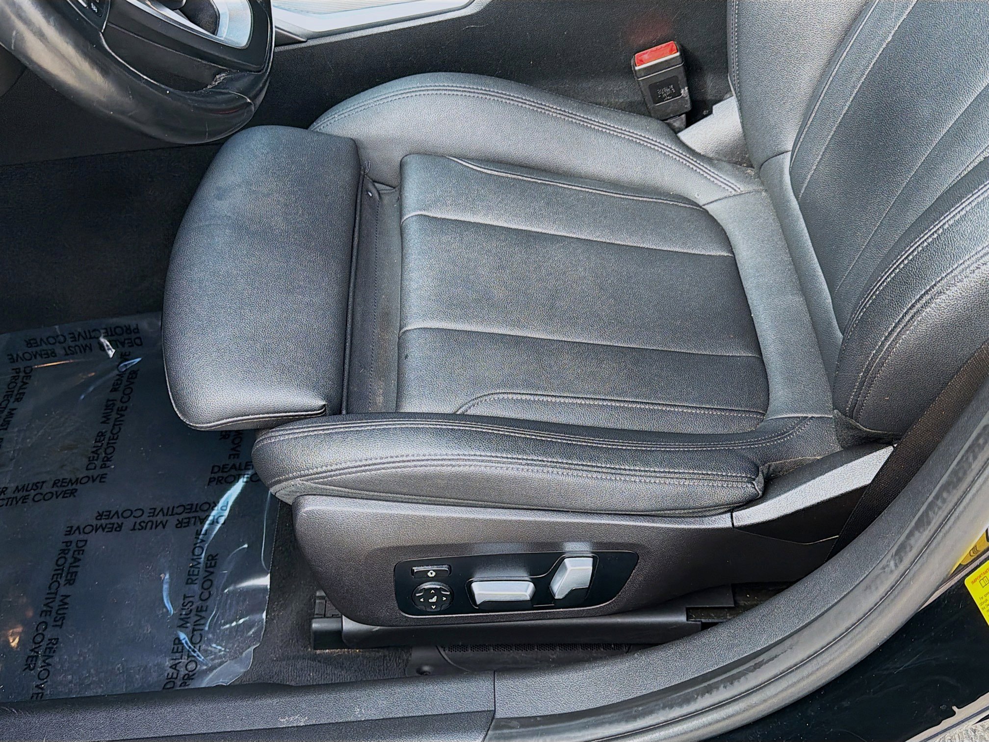 Used 2021 BMW 330i Sedan w/ Convenience Package image 15