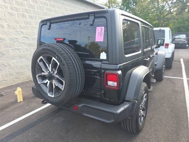 Used 2025 Jeep Wrangler Unlimited Sport S 4xe w/ Convenience Group AWD/4WD image 5