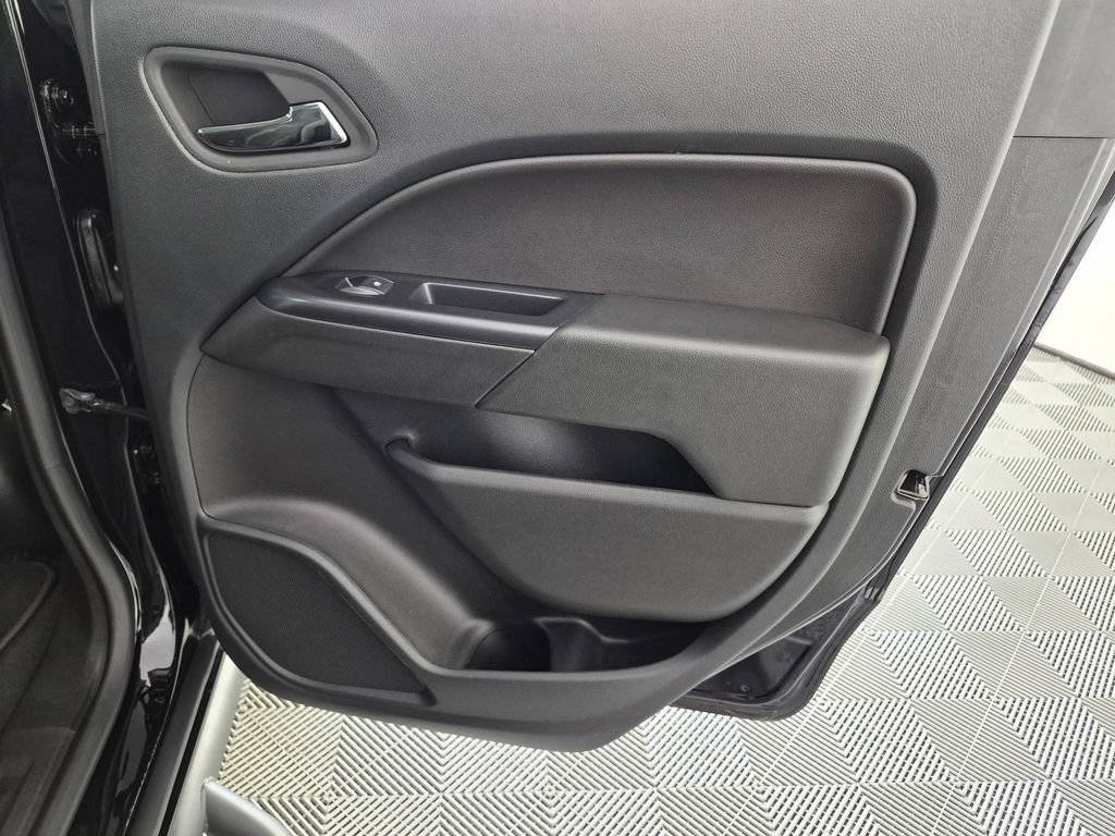Used 2022 Chevrolet Colorado LT w/ Redline Special Edition RWD image 31