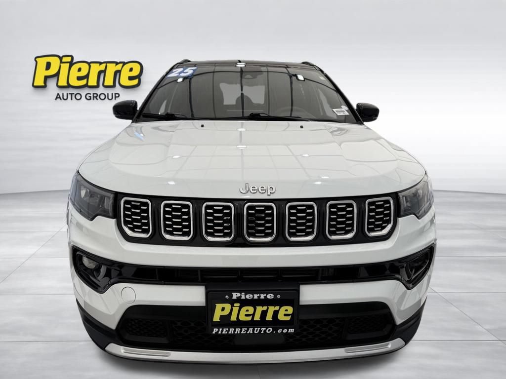Used 2025 Jeep Compass Limited AWD/4WD image 8