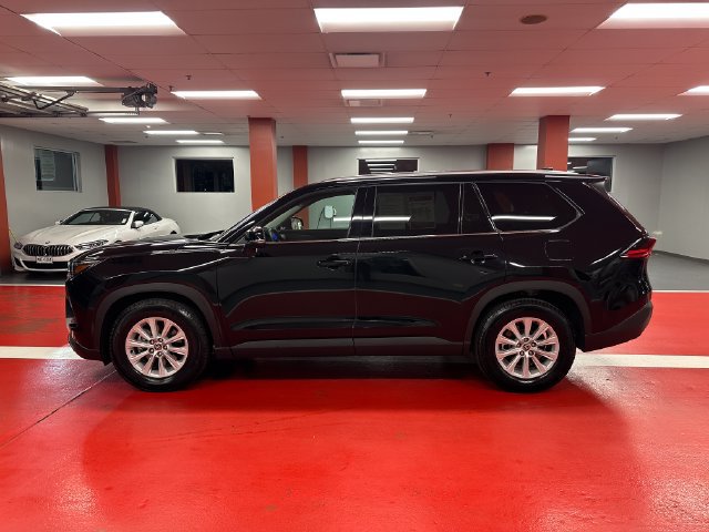 Used 2025 Toyota Grand Highlander AWD image 6