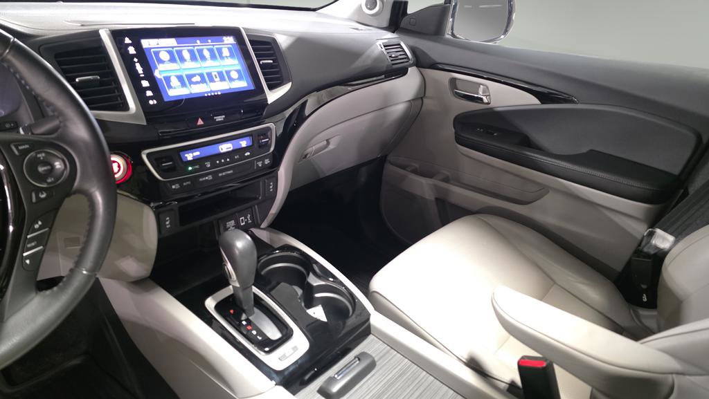 Used 2017 Honda Ridgeline RTL-E image 17