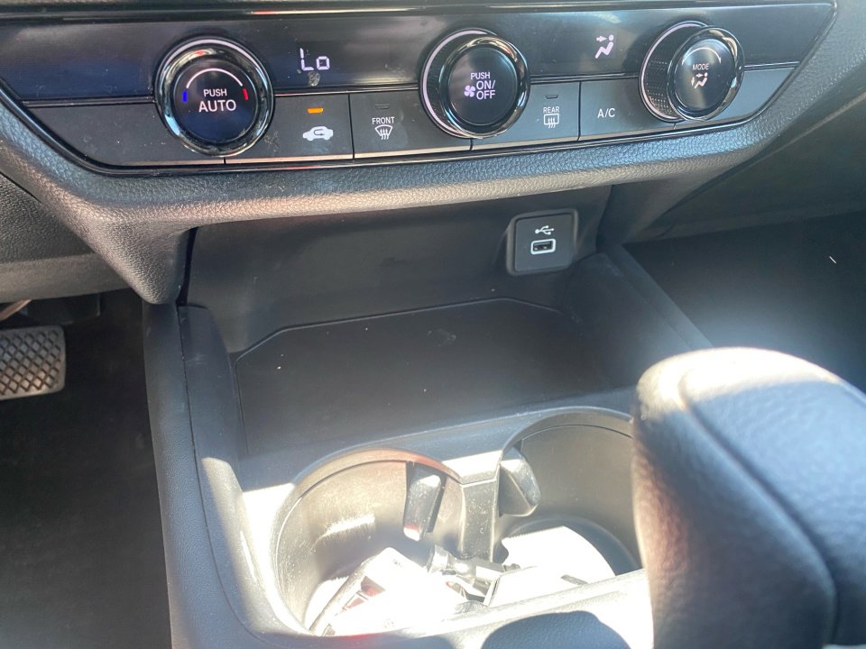 Certified 2024 Honda HR-V LX image 22