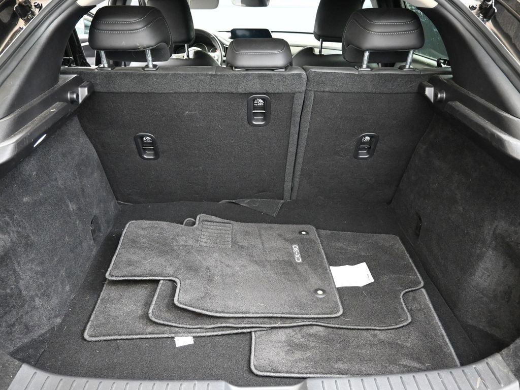 Used 2021 MAZDA CX-30 AWD 2.5 S w/ Select Package image 19