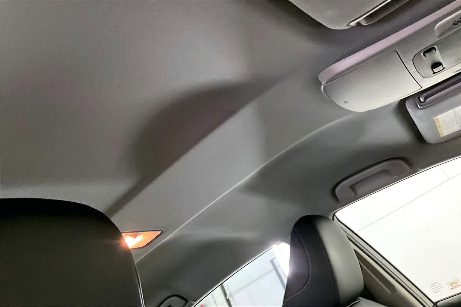Used 2018 Toyota Camry FWD image 14
