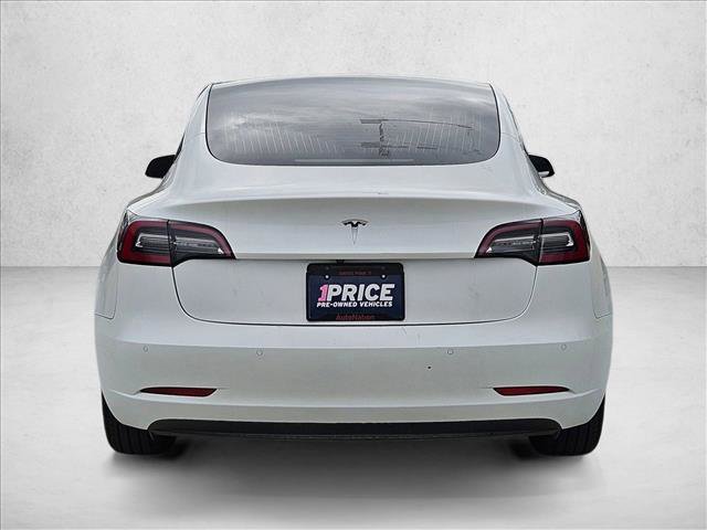 Used 2020 Tesla Model 3 Standard Range Plus RWD image 5
