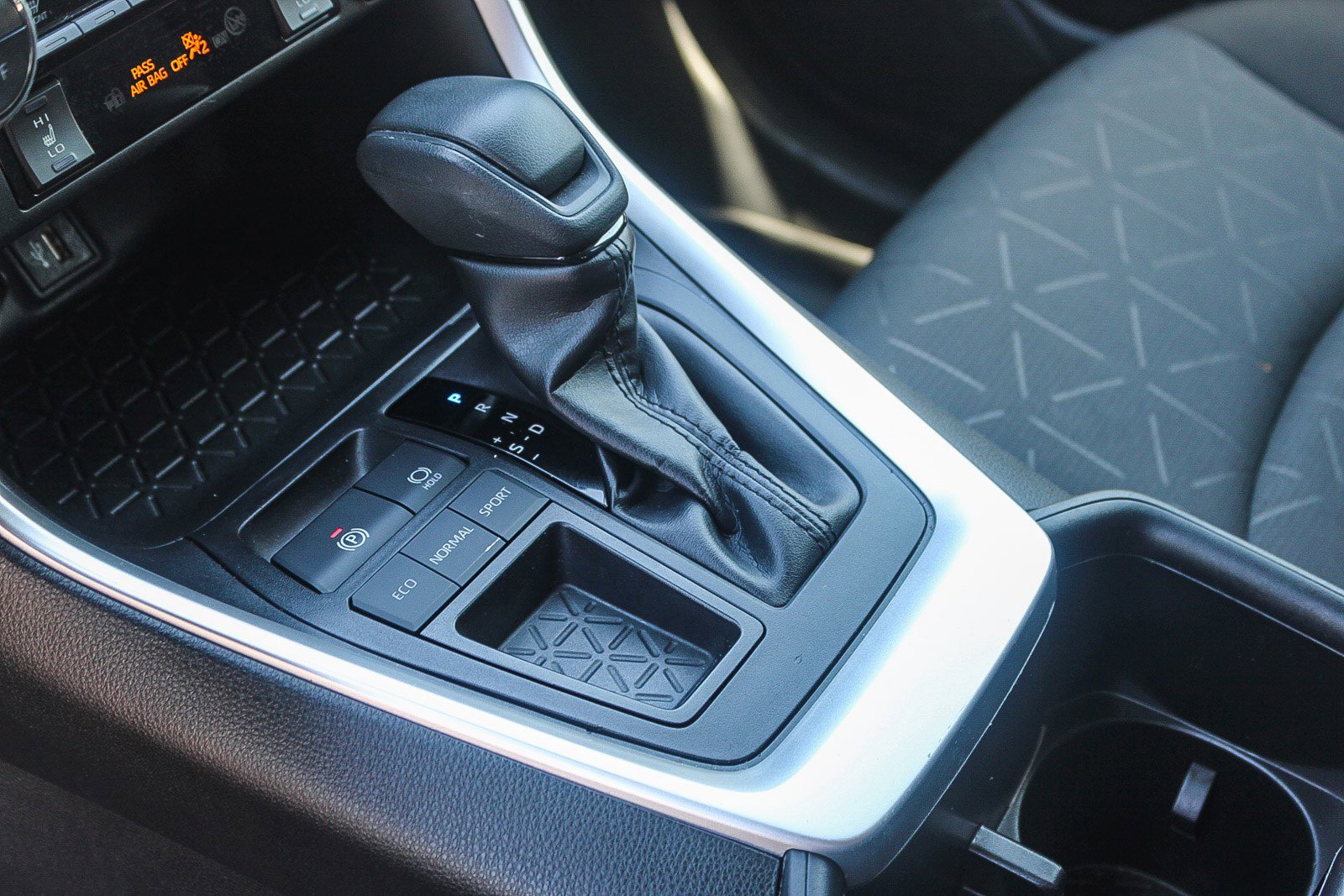 Certified 2023 Toyota RAV4 XLE w/ Convenience Package image 20