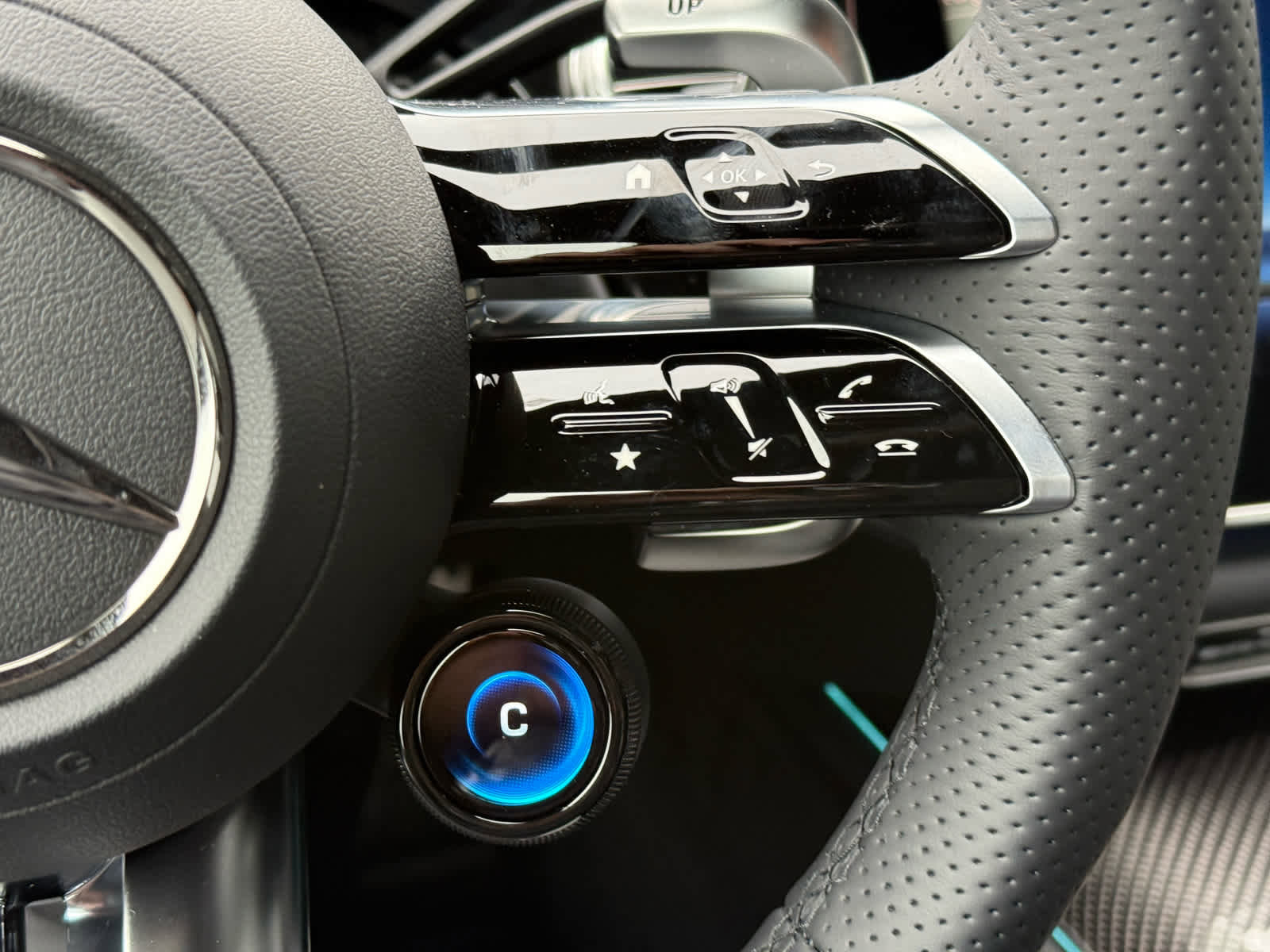 New 2026 Mercedes-Benz E 53 AMG e 4MATIC Sedan image 21