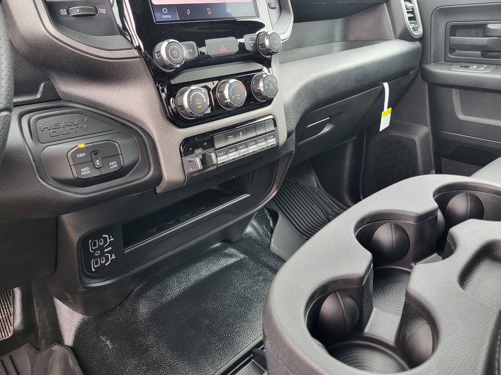 New 2026 RAM 2500 Tradesman w/ Bed Convenience Group AWD/4WD image 22