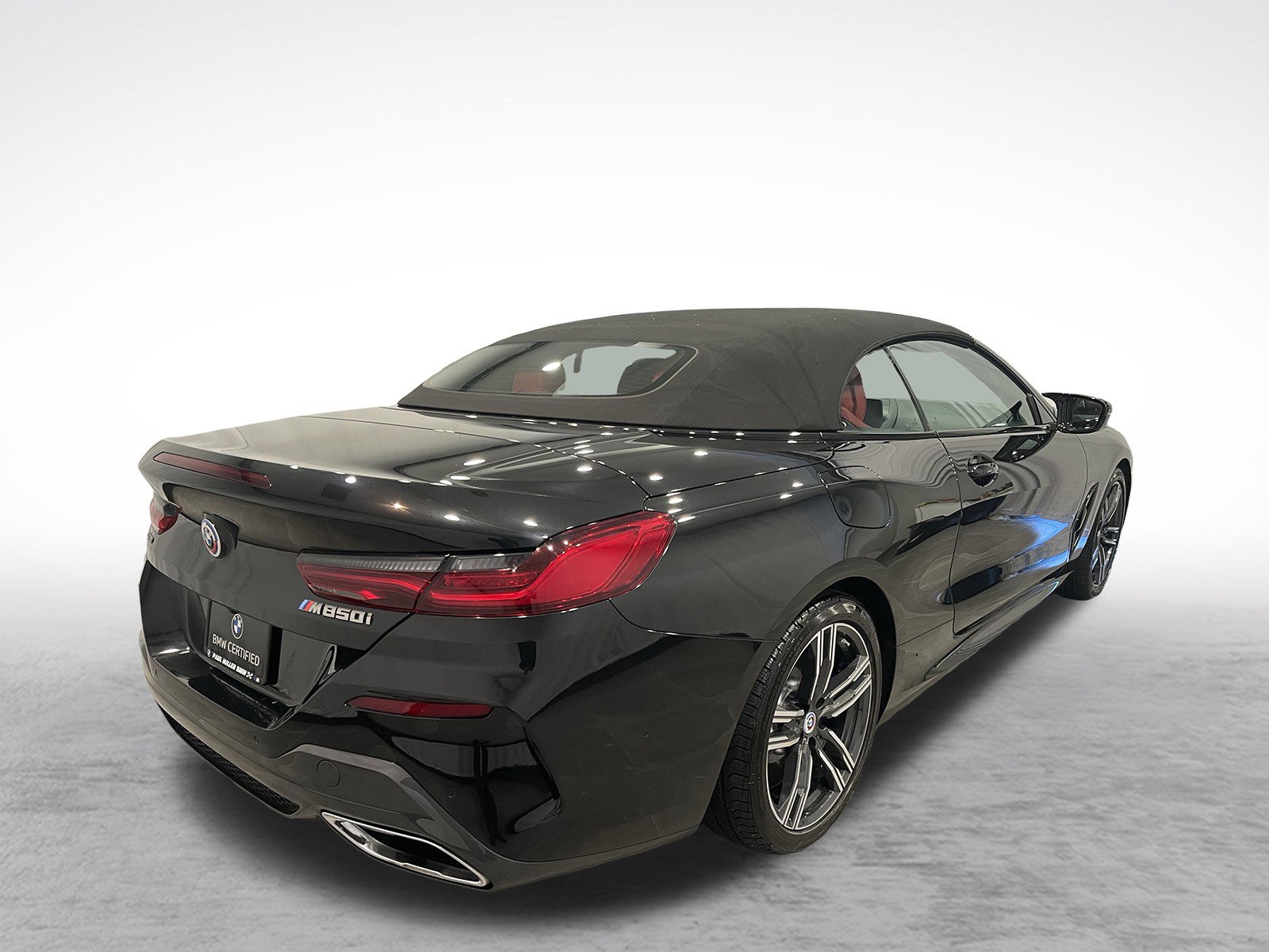 Used 2023 BMW M850i xDrive Convertible image 36