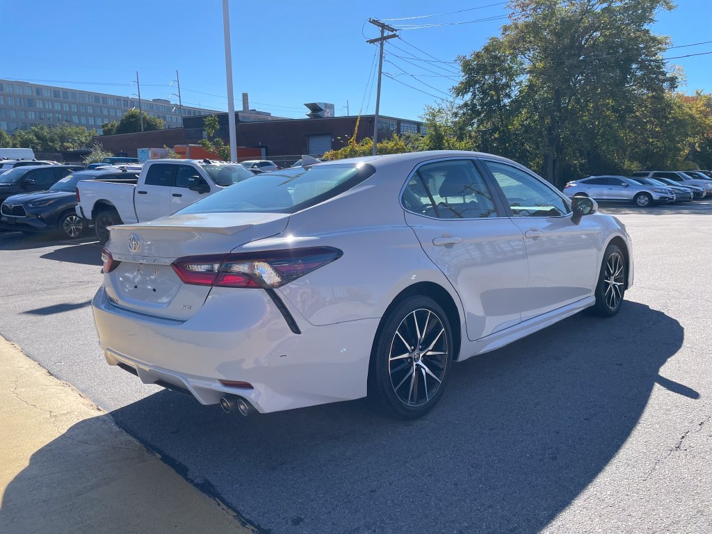 Certified 2024 Toyota Camry SE w/ Cold Weather Package FWD image 5
