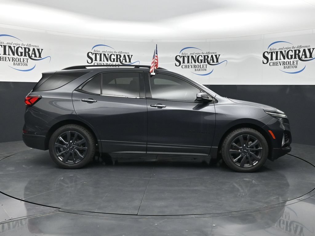 Used 2022 Chevrolet Equinox RS w/ RS Leather Package FWD image 10