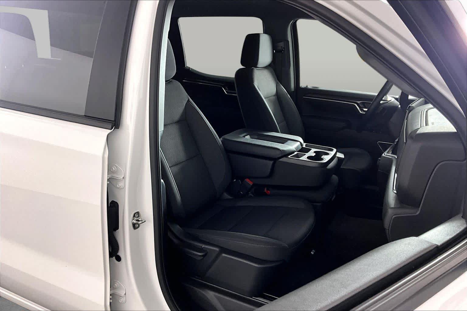 Certified 2023 Chevrolet Silverado 1500 LT AWD/4WD image 9