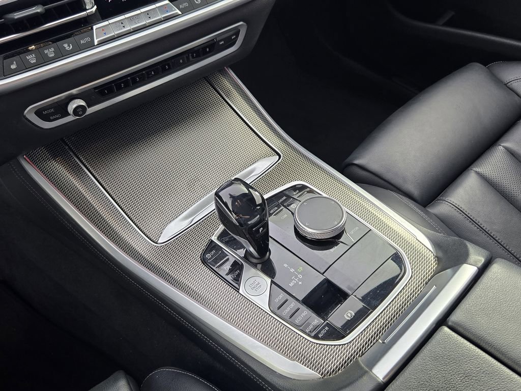 Used 2020 BMW X5 sDrive40i w/ M Sport Package image 25