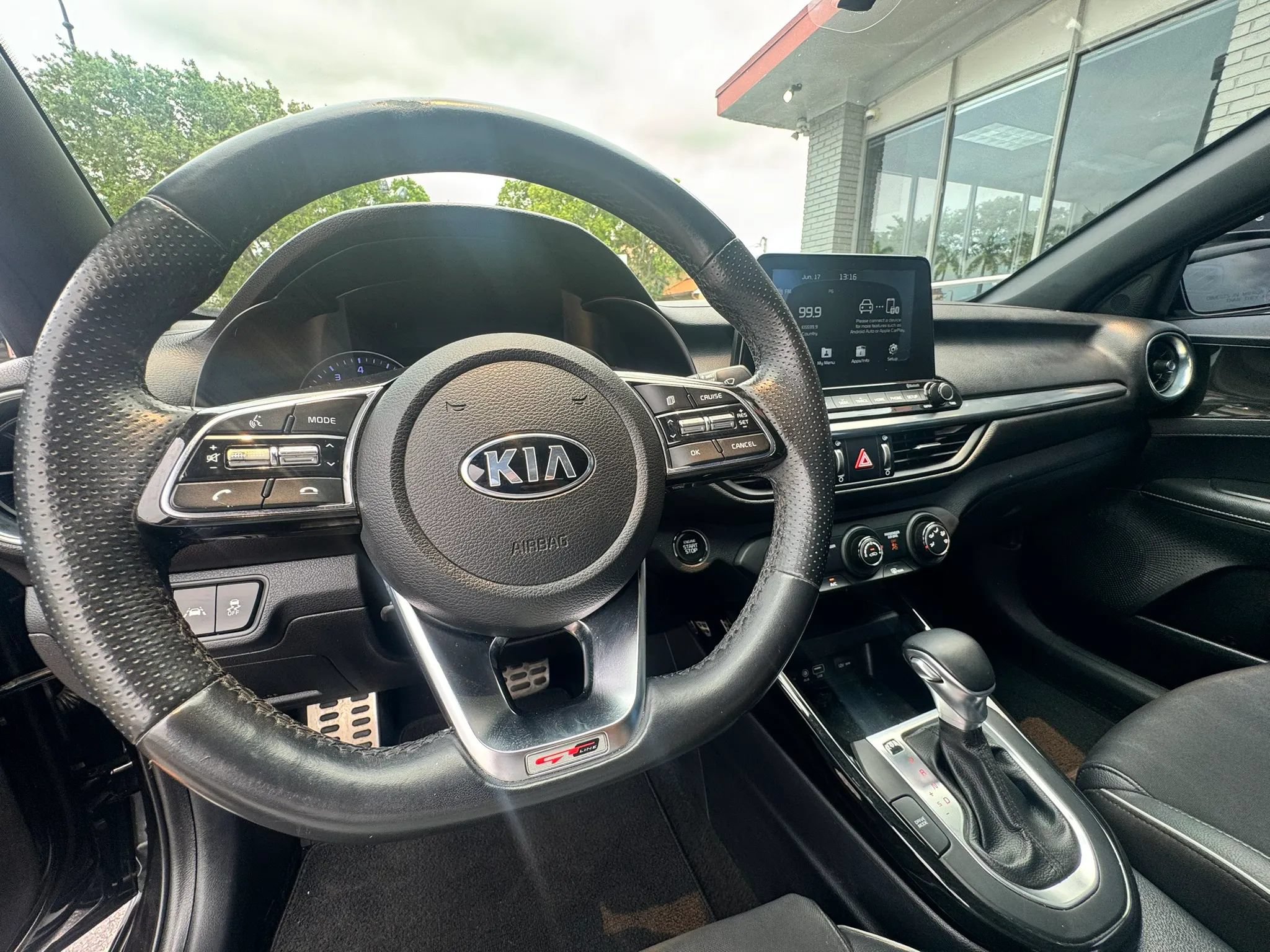 Used 2020 Kia Forte GT-Line w/ Paint Protection Package FWD image 19