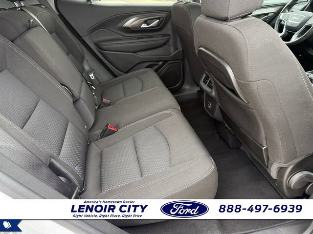 Used 2024 GMC Terrain SLE AWD/4WD image 11