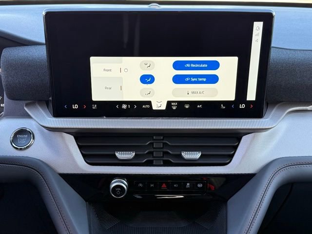 New 2026 Ford Explorer Active w/ Active Comfort Package image 17