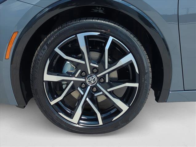 New 2026 Toyota Prius Plug-In Hybrid image 9