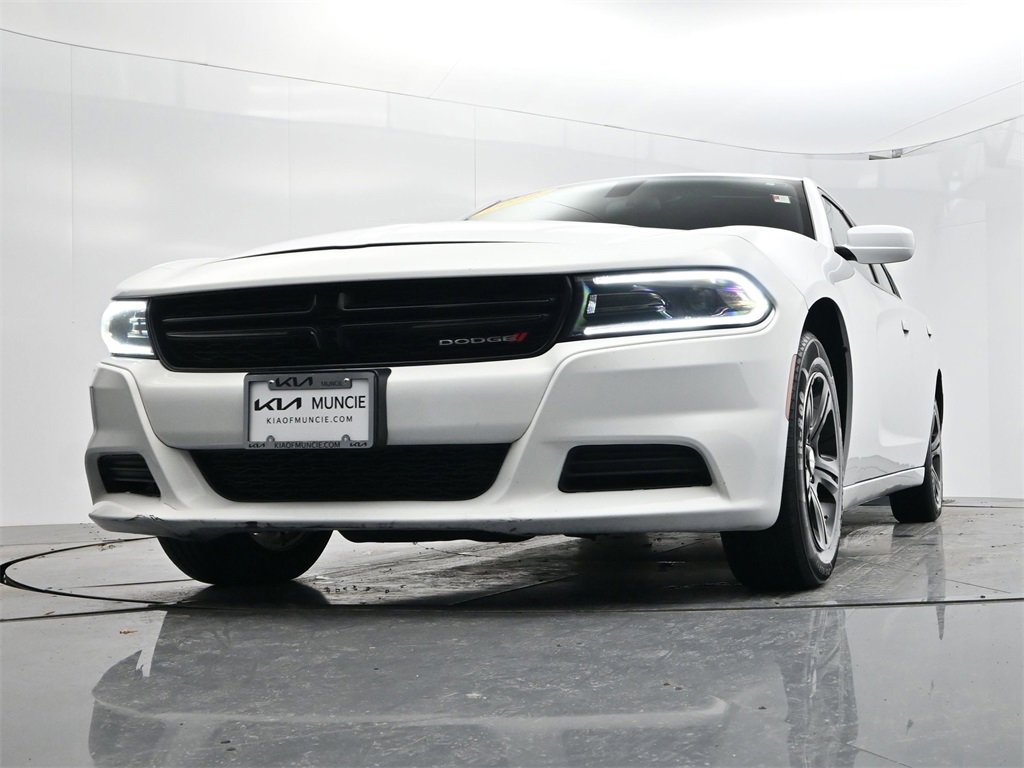 Used 2022 Dodge Charger SXT image 34