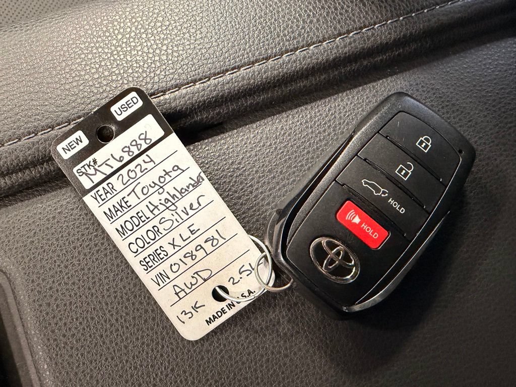 Used 2024 Toyota Grand Highlander AWD Hybrid image 42
