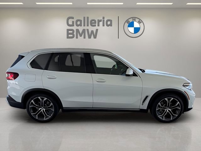 Certified 2023 BMW X5 xDrive40i w/ Premium Package AWD/4WD image 7
