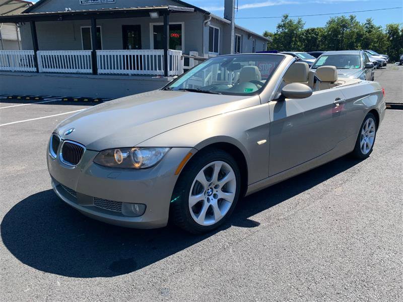 Used 2009 BMW 335i Convertible image 9