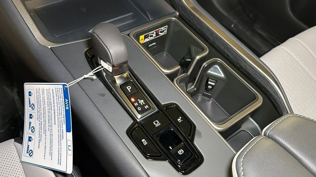 New 2026 Lexus TX 500h AWD image 27
