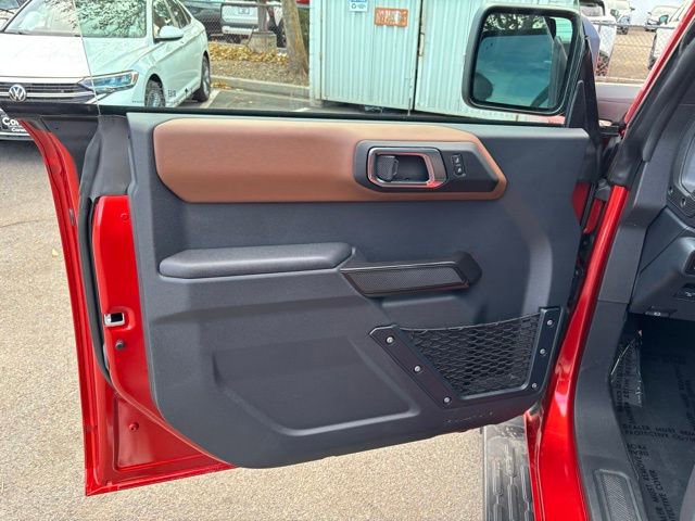 Used 2024 Ford Bronco Outer Banks image 10