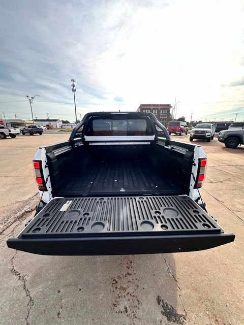 Certified 2024 Nissan Frontier SV w/ Hardbody Edition image 12