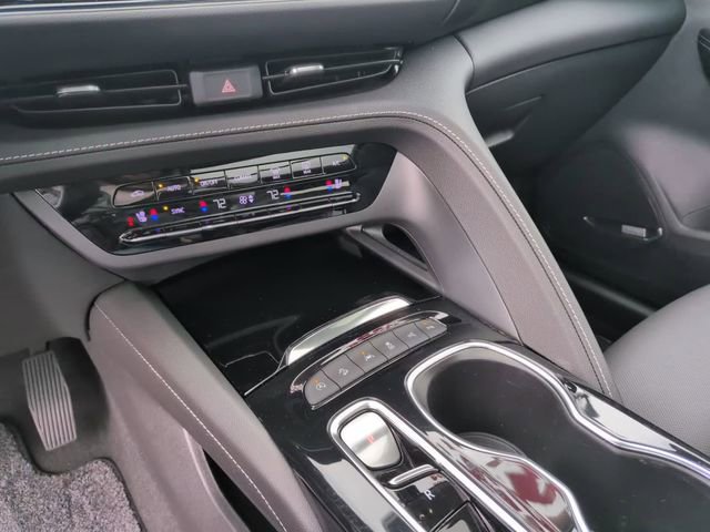 Used 2023 Buick Envision Avenir image 26