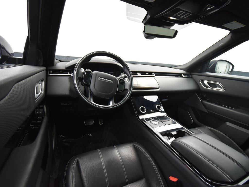 Used 2018 Land Rover Range Rover Velar R-Dynamic SE image 11
