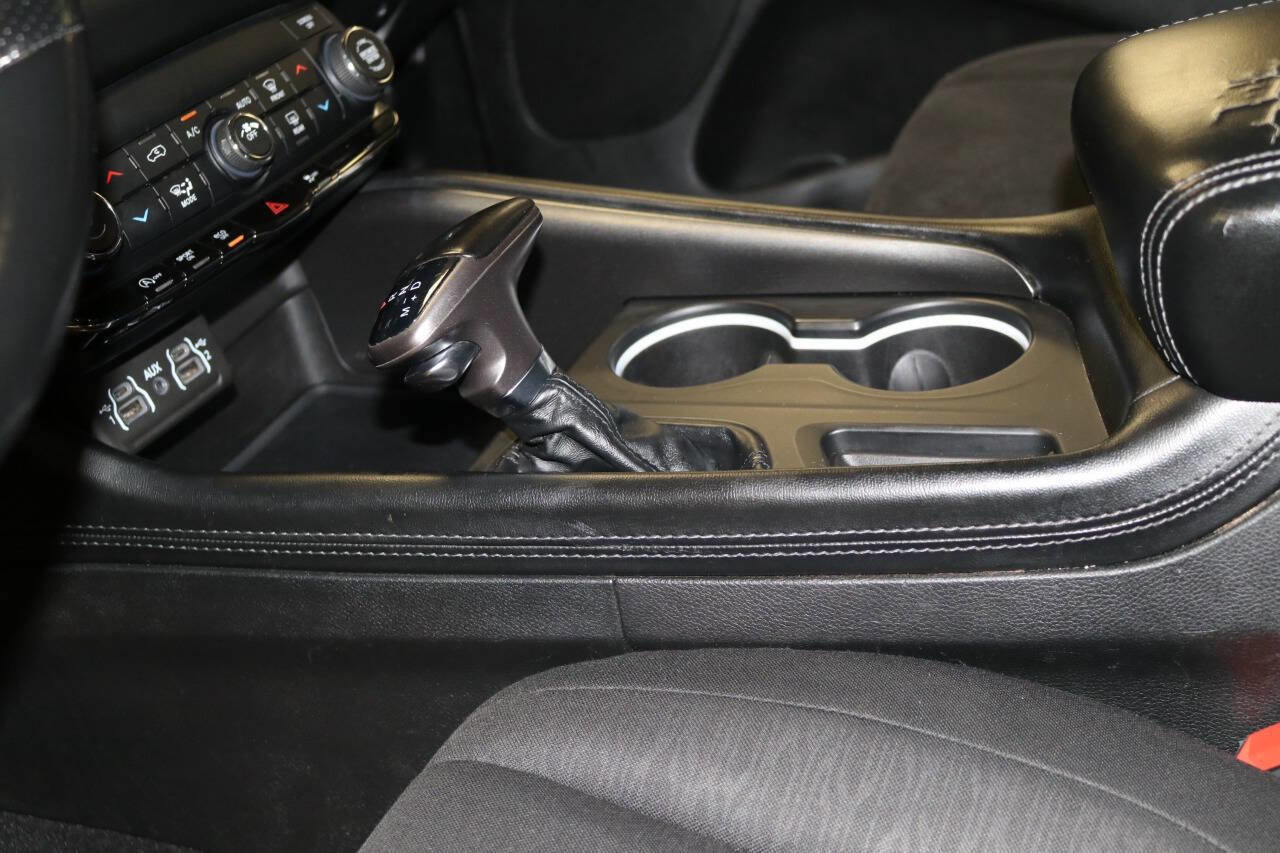 Used 2021 Dodge Durango SXT w/ 3rd Row Seating Group image 38