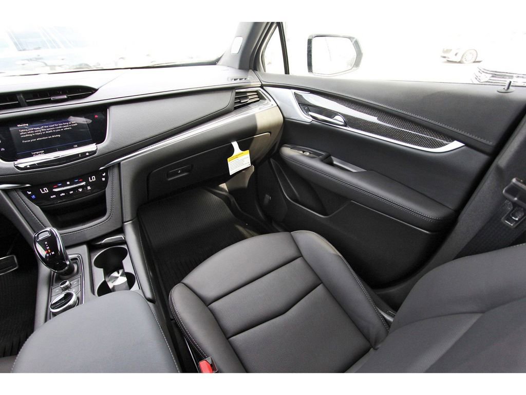 New 2024 Cadillac XT5 Sportv w/ Technology Package image 10