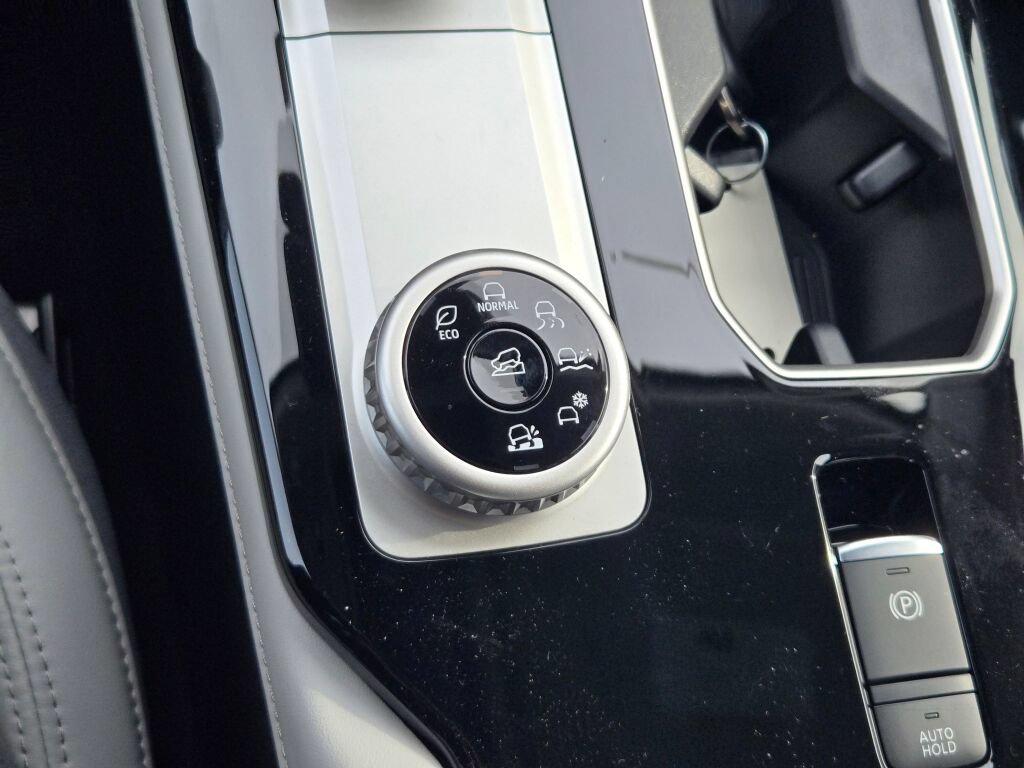 New 2026 Mitsubishi Outlander SE AWD/4WD image 22
