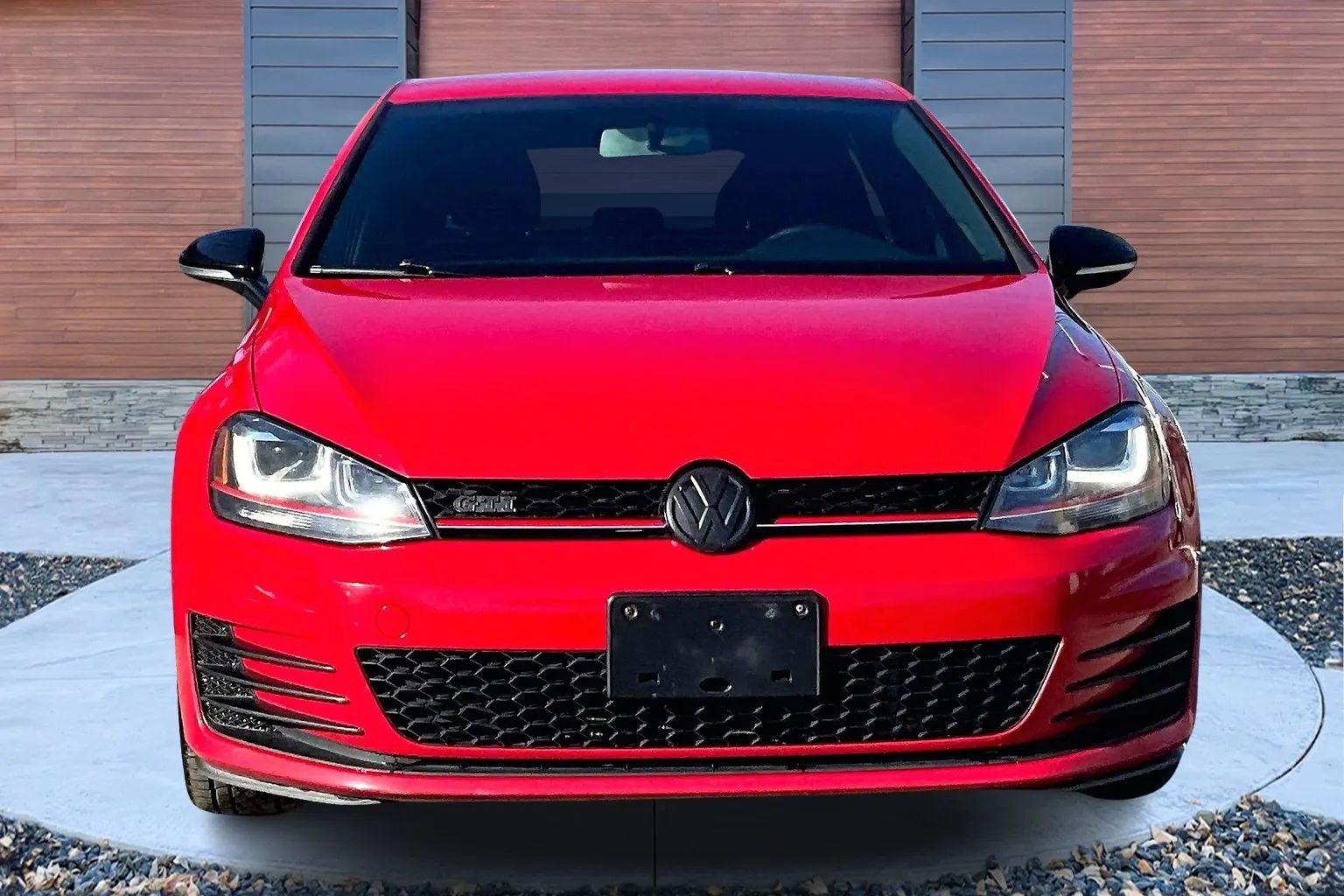 Used 2017 Volkswagen GTI Sport image 3