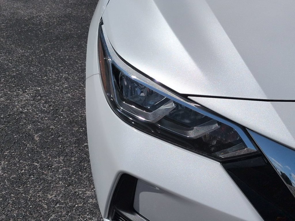 Certified 2021 Nissan Sentra SV w/ SV Premium Package FWD image 10