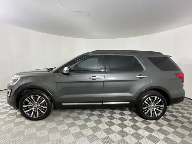 Used 2017 Ford Explorer Platinum image 8