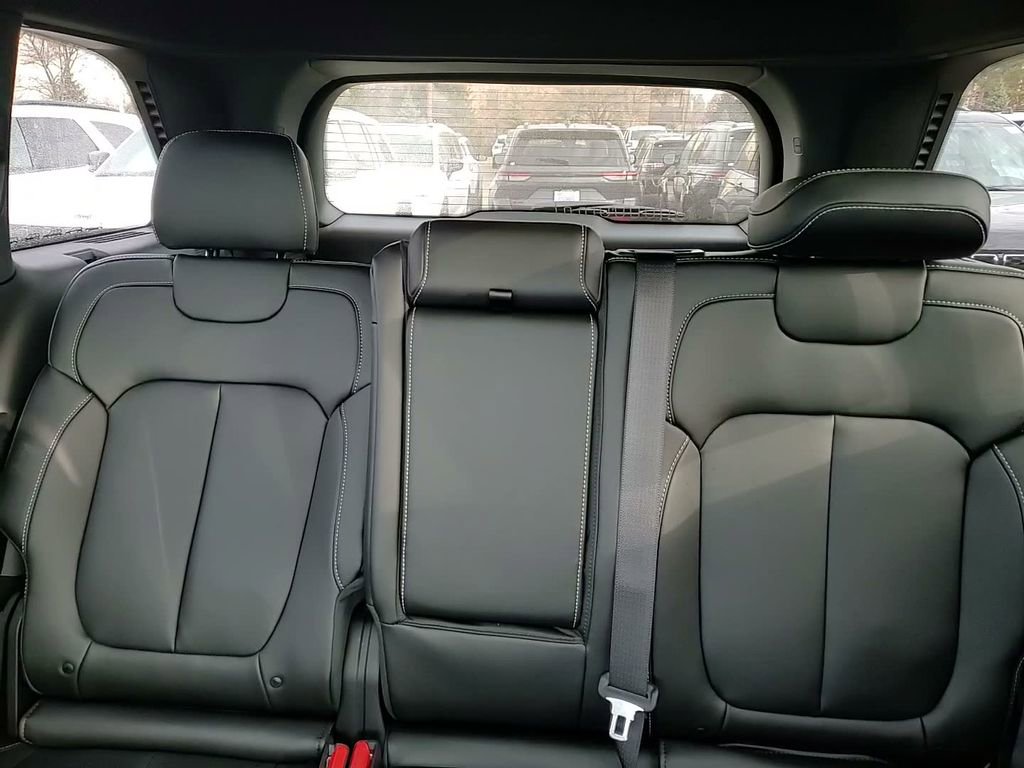 New 2026 Jeep Grand Cherokee Limited image 33