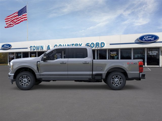 New 2026 Ford F350 Lariat w/ FX4 Off-Road Package image 8