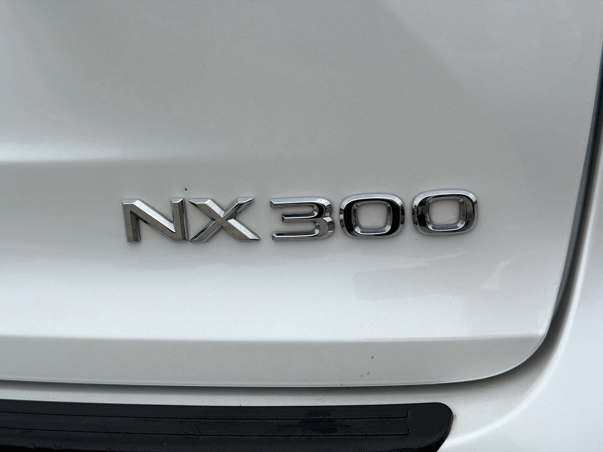 Used 2019 Lexus NX 300 FWD w/ Accessory Package 2 image 11