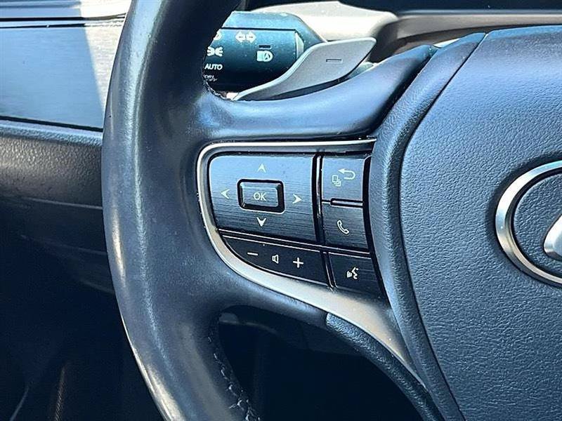 Used 2024 Lexus ES 350 w/ Premium Package FWD image 31