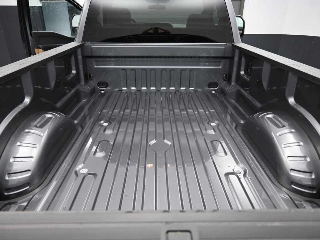 New 2025 Ford F350 XLT image 17