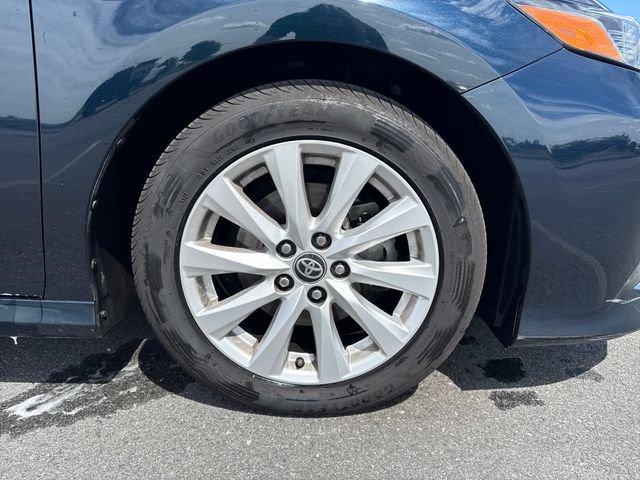 Used 2020 Toyota Camry LE FWD image 11
