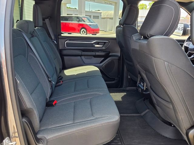 Used 2022 RAM 1500 Big Horn AWD/4WD image 16