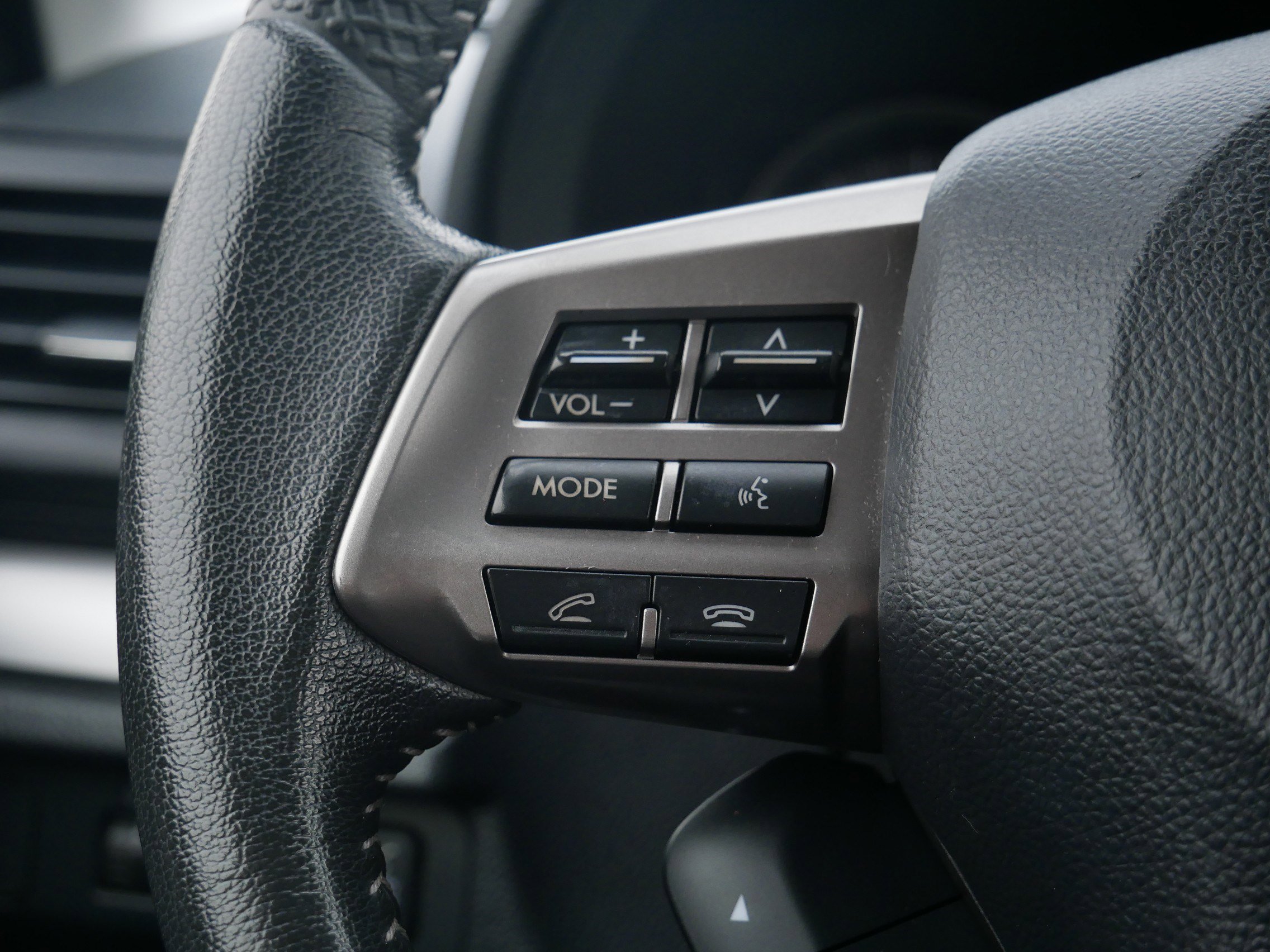 Used 2015 Subaru Forester 2.5i Limited w/ Popular Package #2 image 28