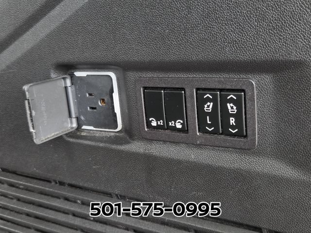 Used 2023 Chevrolet Tahoe Premier RWD image 17