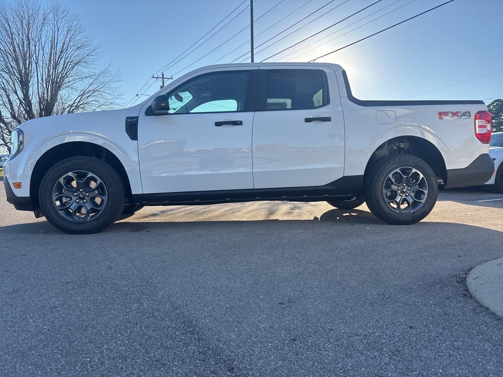 New 2025 Ford Maverick XLT w/ XLT Luxury Package image 4